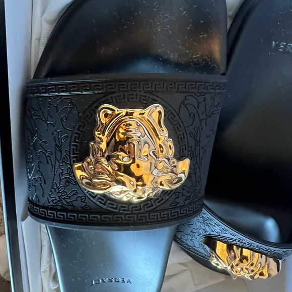 Versace all black brand new slippers. - Picture 9 of 11